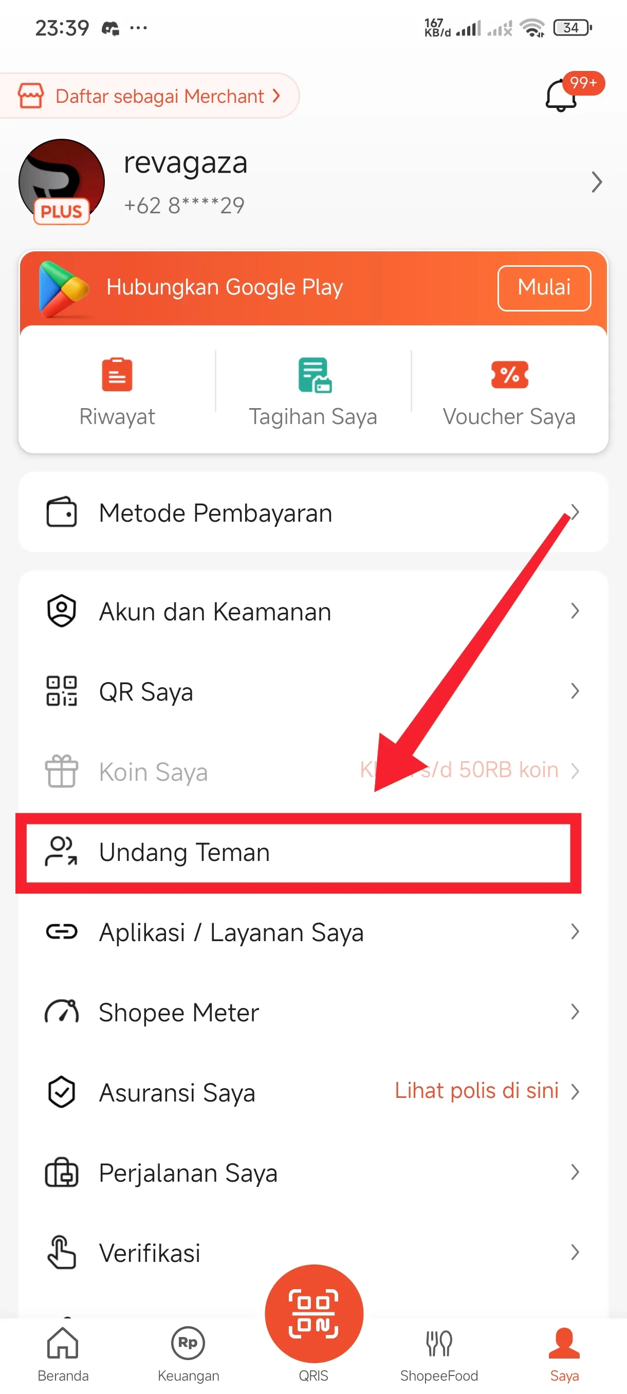 Halaman menu 'Saya' di aplikasi ShopeePay yang menunjukkan status akun PLUS dan opsi menu Undang Teman